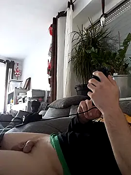 Snapshot of DonKazik chatting on October 26, 2025, 1:22 pm DonKazik online show from October 26, 2025, 1:22 pm