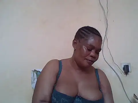 Snapshot of ANALQUEEN4 chatting on February 23, 2026, 6:25 am ANALQUEEN4 online show from February 23, 2026, 6:25 am