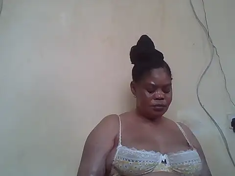 ANALQUEEN4 online show from August 3, 2026, 12:11 pm