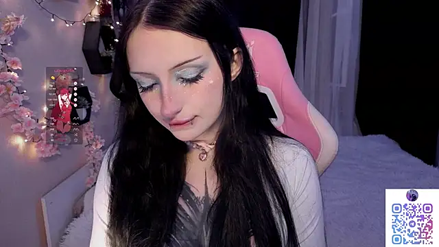 hikmurr online show from September 11, 2025, 7:14 pm