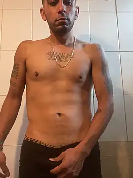 YouBad boy31 online show from January 12, 2026, 4:03 pm