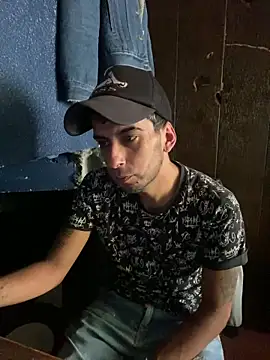 YouBad boy31 online show from December 30, 2024, 5:44 pm