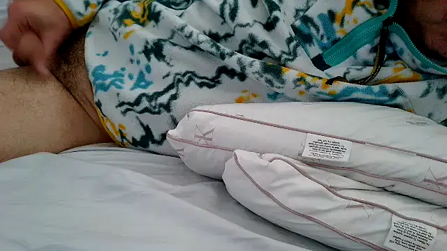 costanza7070 online show from March 21, 2025, 6:18 pm