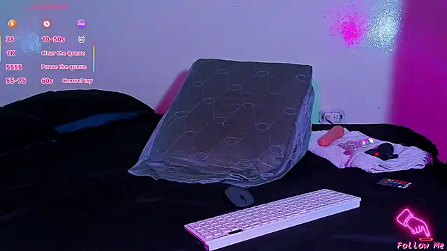 Snapshot of Piggy_Eddy chatting on March 15, 2026, 2:35 pm Piggy Eddy online show from March 15, 2026, 2:35 pm