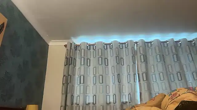 JennyHazel1 online show from June 9, 2026, 3:24 pm