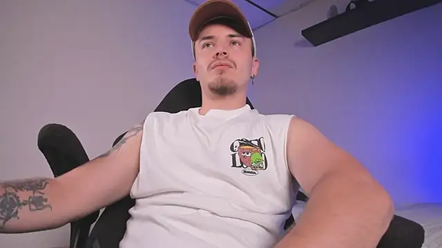 Snapshot of james_connor2 chatting on May 12, 2026, 6:47 pm james connor2 online show from May 12, 2026, 6:47 pm