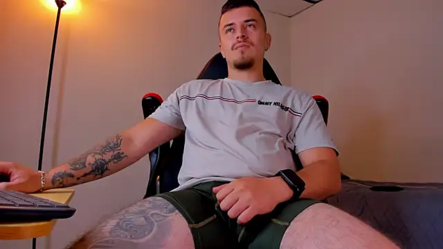 james connor2 online show from March 16, 2025, 7:38 pm