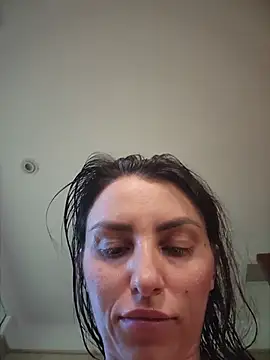 Izabella Bella online show from July 5, 2026, 2:49 am