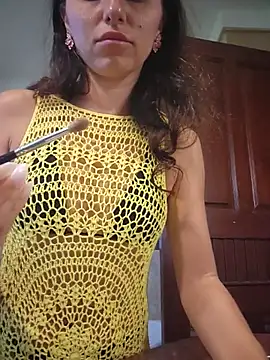 Izabella Bella online show from July 19, 2026, 1:25 am