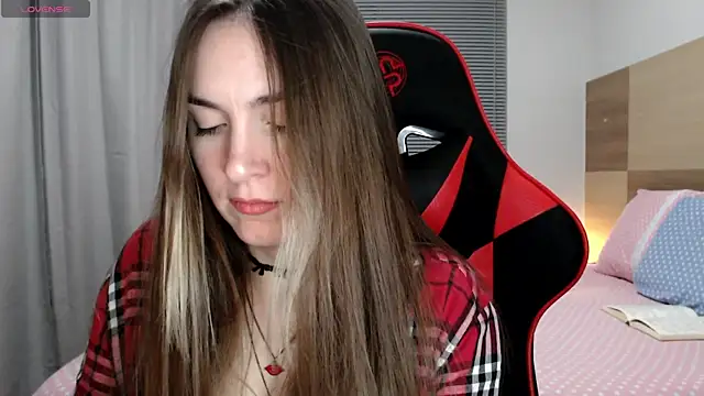 Naughty Annn online show from December 19, 2025, 3:32 am