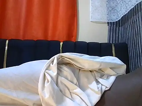 Prety petty online show from June 29, 2026, 7:24 pm