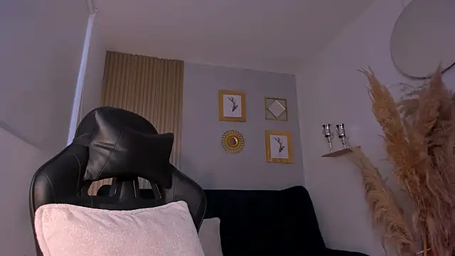 NatyFerrer  online show from October 11, 2025, 11:00 am