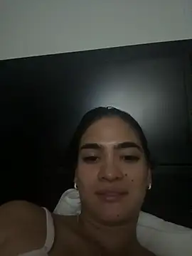 NatyFerrer  online show from June 3, 2026, 1:17 am