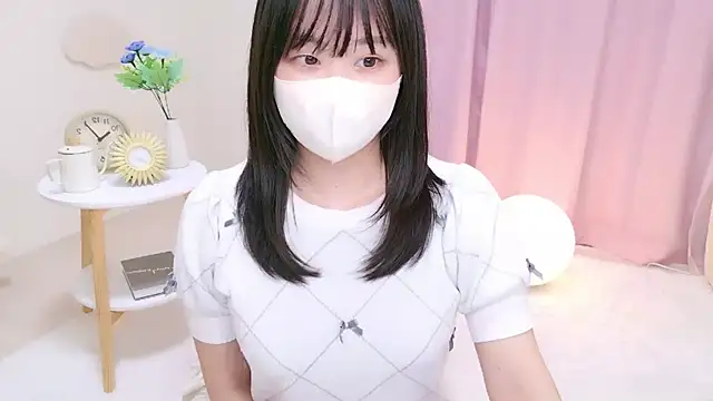 Snapshot of KANAMIn chatting on March 2, 2025, 7:54 am KANAMIn online show from March 2, 2025, 7:54 am