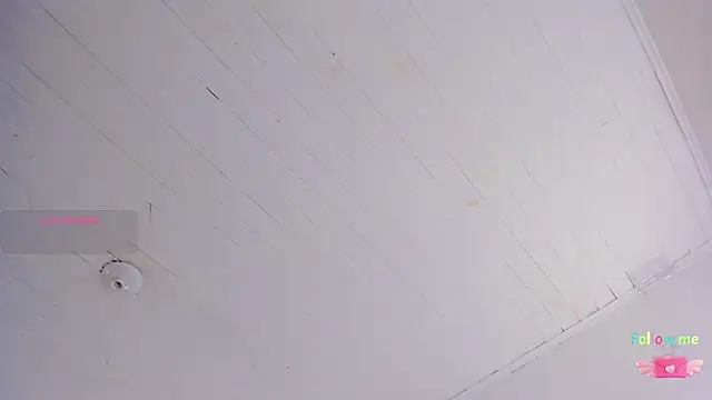 TiffanyWright online show from February 16, 2026, 1:32 pm