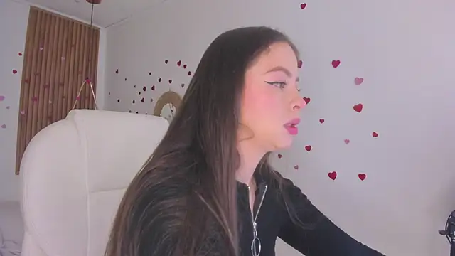 TiffanyWright online show from February 20, 2026, 1:24 pm