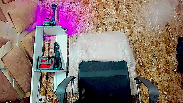 dirtycock2002 online show from October 8, 2025, 7:10 am