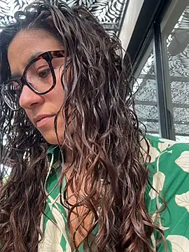 Snapshot of ValeriEvan chatting on February 12, 2026, 8:08 pm ValeriEvan online show from February 12, 2026, 8:08 pm