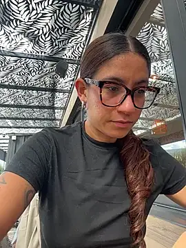 Snapshot of ValeriEvan chatting on February 25, 2026, 8:08 pm ValeriEvan online show from February 25, 2026, 8:08 pm