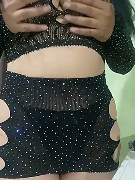 Snapshot of GreciaKMQ chatting on February 19, 2025, 9:25 pm GreciaKMQ online show from February 19, 2025, 9:25 pm