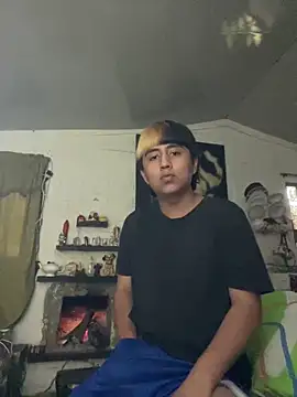 FlpGmz online show from October 31, 2025, 7:54 pm