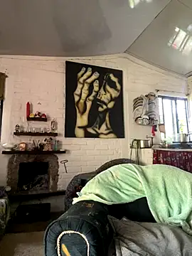 FlpGmz online show from September 22, 2025, 7:09 pm