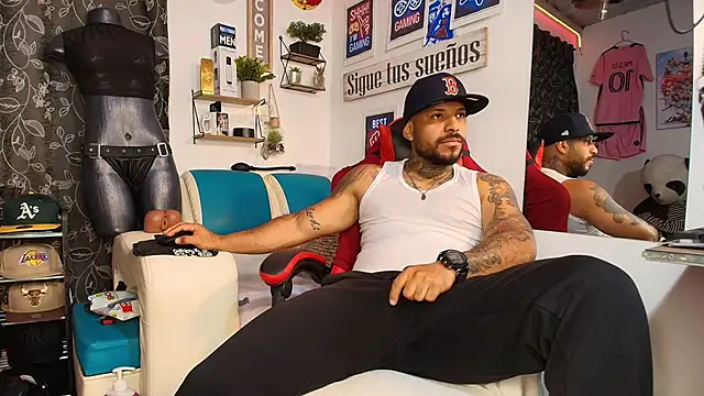 Snapshot of Leenar_Key chatting on January 14, 2026, 3:04 pm Leenar Key online show from January 14, 2026, 3:04 pm