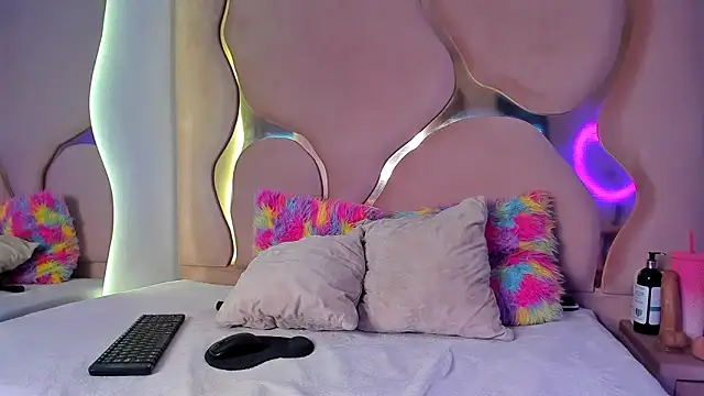 MaiteHT online show from March 4, 2025, 3:48 pm