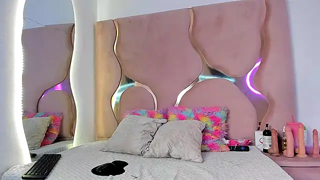 MaiteHT online show from February 28, 2025, 6:52 pm