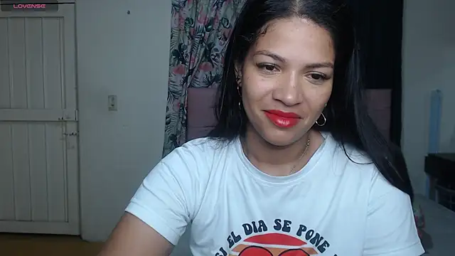 Snapshot of makennaa_ chatting on July 5, 2026, 10:33 am makennaa online show from July 5, 2026, 10:33 am