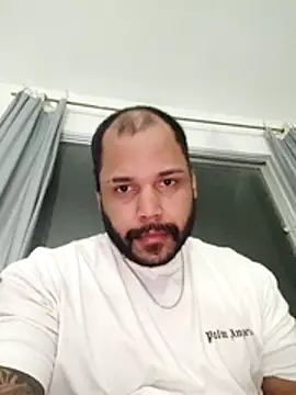 Ale Mineiro online show from July 18, 2026, 11:24 pm