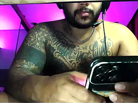 Ale Mineiro online show from March 16, 2026, 10:45 pm