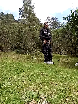 Cuervo maniaco online show from March 21, 2025, 3:24 pm