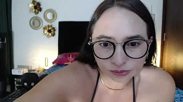 TatianaMonteross online show from November 9, 2025, 3:43 am