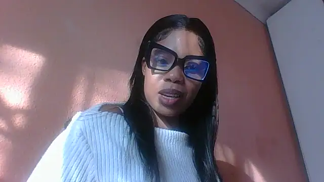 NAUGHTYSHALOTXX online show from June 2, 2026, 2:06 pm