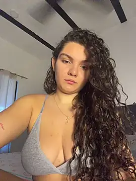 Snapshot of eva_y_marcelo chatting on June 22, 2026, 12:35 pm eva y marcelo online show from June 22, 2026, 12:35 pm