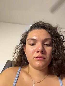 Snapshot of eva_y_marcelo chatting on February 18, 2026, 12:12 pm eva y marcelo online show from February 18, 2026, 12:12 pm