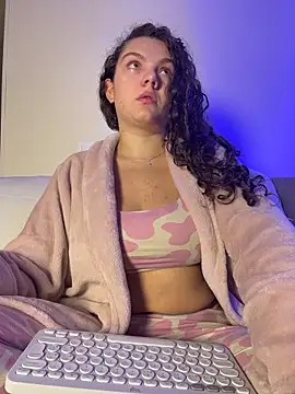 Snapshot of eva_y_marcelo chatting on March 21, 2026, 9:47 am eva y marcelo online show from March 21, 2026, 9:47 am