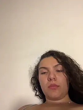 Snapshot of eva_y_marcelo chatting on March 20, 2026, 11:44 am eva y marcelo online show from March 20, 2026, 11:44 am