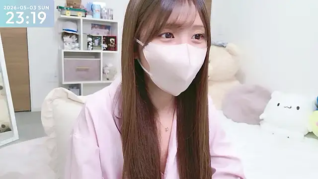 -SHINON- online show from May 3, 2026, 2:20 pm