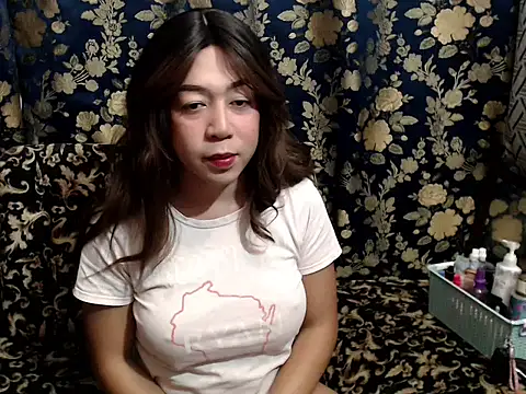 Snapshot of urprincessnicolexxx chatting on May 18, 2026, 9:25 am urprincessnicolexxx online show from May 18, 2026, 9:25 am
