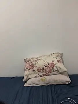 Snapshot of Catmila94 chatting on March 6, 2026, 12:05 am Catmila94 online show from March 6, 2026, 12:05 am