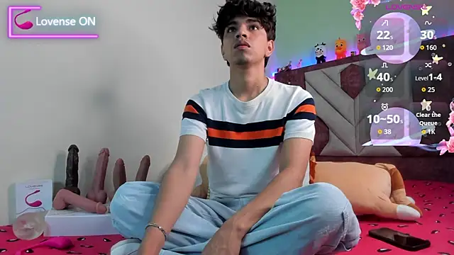 Snapshot of Santy_carrington chatting on September 27, 2025, 12:00 pm Santy carrington online show from September 27, 2025, 12:00 pm