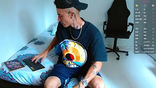 bray hotboy777 online show from September 19, 2025, 1:59 pm