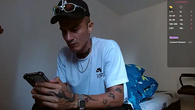 bray hotboy777 online show from September 26, 2025, 2:24 pm