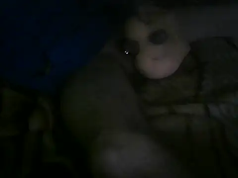 Snapshot of duzykutas22@xh chatting on April 15, 2026, 5:57 am duzykutas22xh online show from April 15, 2026, 5:57 am