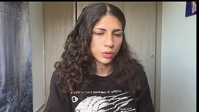 gabriel  manson online show from September 12, 2025, 9:36 pm