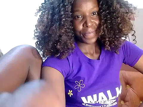 Claris2 online show from October 11, 2025, 7:48 pm