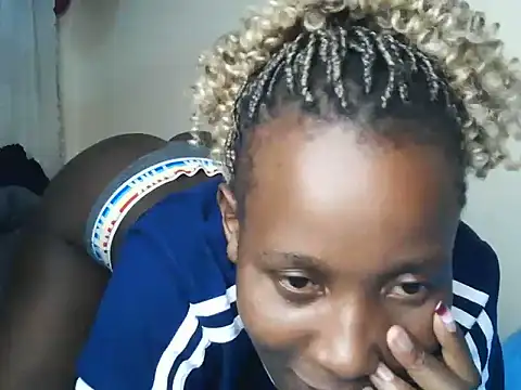 juiccypussy online show from June 15, 2026, 3:44 pm