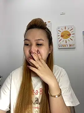 Snapshot of Odette68 chatting on March 8, 2026, 6:28 am Odette68 online show from March 8, 2026, 6:28 am